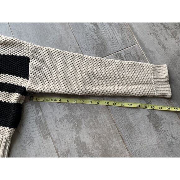 $97 CHASER Los Angeles Striped Turtleneck Sweater NEW Chunky Knit Black Ivory L - Picture 9 of 10
